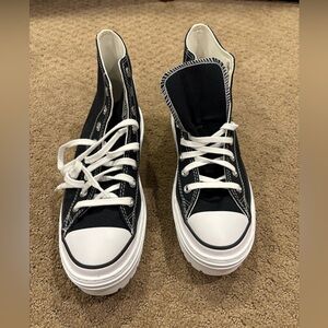Converse Black Platform Women’s 9.5
